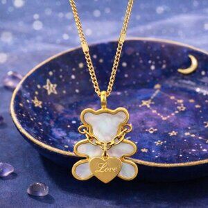 18K Gold Plated Stainless Steel Lustrous Shell Teddy Bear Love Pendant Necklace